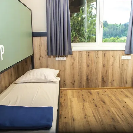 Contiki Haus Schoeneck * Хопфгартен-им-Бриксенталь