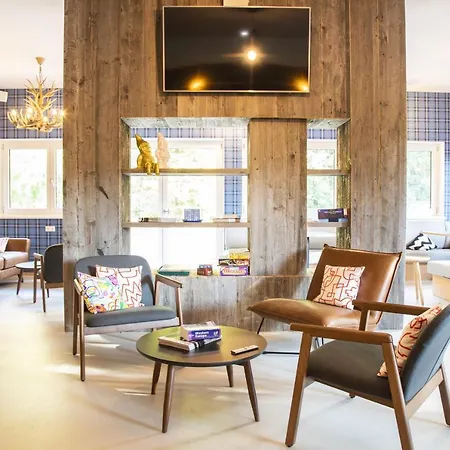 Contiki Haus Schoeneck * Хопфгартен-им-Бриксенталь