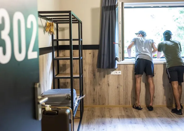 Hostal Contiki Haus Schoeneck Hopfgarten im Brixental