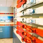 אכסניה Contiki Haus Schoeneck הופגרטן אים בריקסנטל