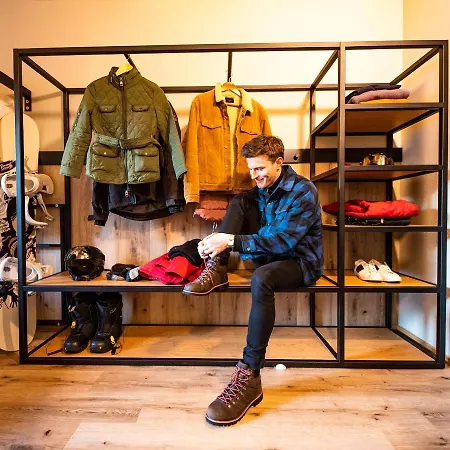 旅馆 Contiki Haus Schoeneck 布里克森谷地霍普夫加尔滕