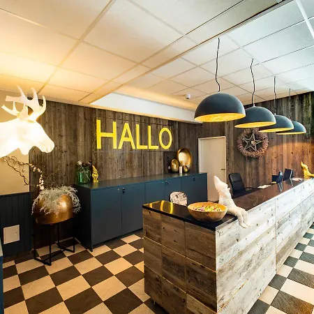 Contiki Haus Schoeneck Hostel