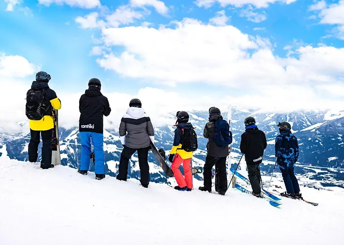 Contiki Haus Schoeneck Hostel